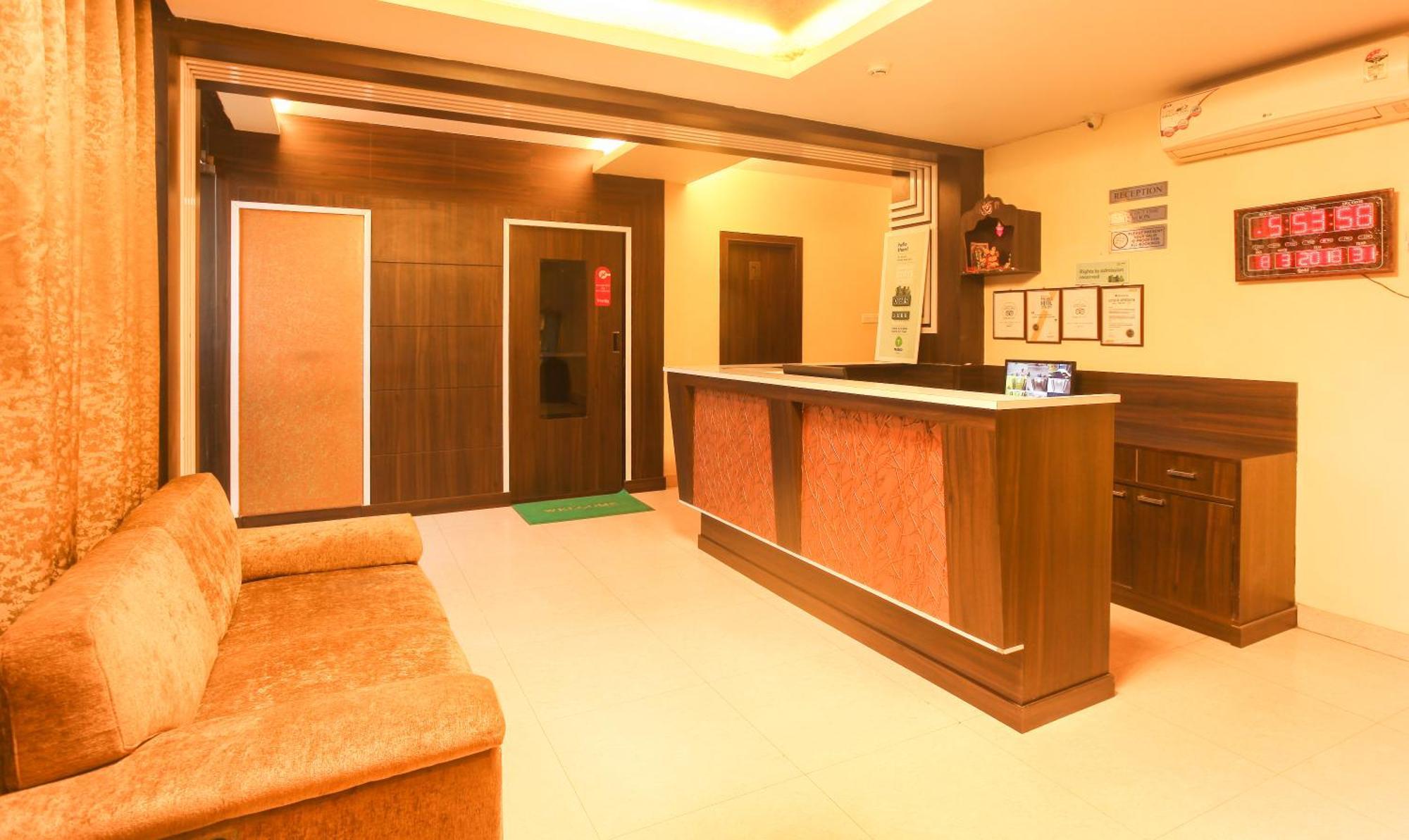 Hotel Janki International 3 Km From Kashi Vishwanath Temple Free Pickup From Railway Station Βαρανάσι Εξωτερικό φωτογραφία